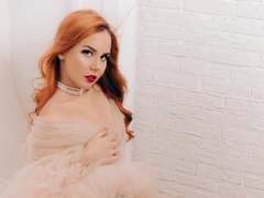 PollyGill - female with red hair webcam at ImLive