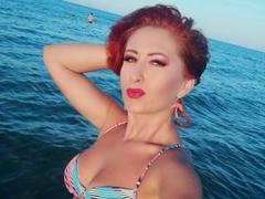 IvyFox - female with red hair webcam at xLoveCam