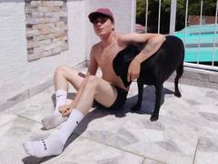 JackRouse - male webcam at xLoveCam