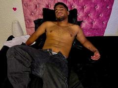 JacobSr - male webcam at xLoveCam