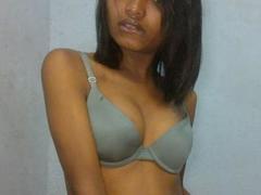 Jamillah - female webcam at xLoveCam