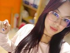 JennMush - female with red hair and  big tits webcam at xLoveCam