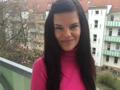 Jenny-Sun - female with brown hair webcam at xLoveCam