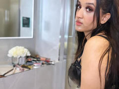 JesicaCoper - female with brown hair and  big tits webcam at LiveJasmin