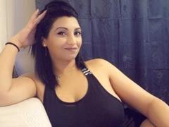 JessycaJessyca - female with black hair webcam at xLoveCam