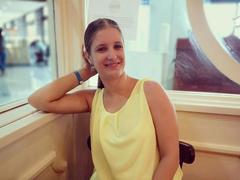 jenniferamton-hot - female with brown hair webcam at xLoveCam