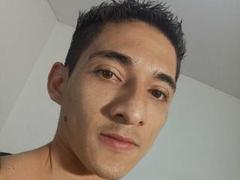 JhonyDemetri - male webcam at xLoveCam