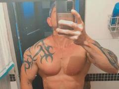 JhonyGym - male webcam at xLoveCam