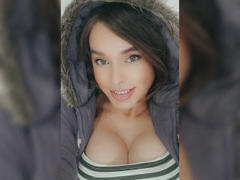 JhovanaBayker - shemale with brown hair and  big tits webcam at LiveJasmin