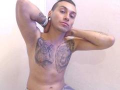 JohnDupontt - male webcam at xLoveCam