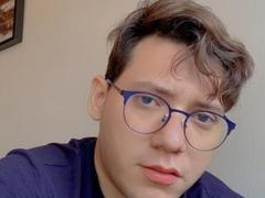 JohnHot69 - male webcam at xLoveCam