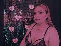 JolieColette - female webcam at xLoveCam