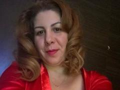 JolieJuliee - female with brown hair webcam at xLoveCam