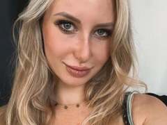 Joliexxx-hot - blond female webcam at xLoveCam