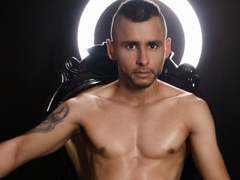 JorkGus - male webcam at xLoveCam