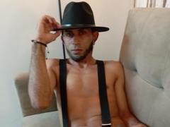JoseLatino - male webcam at xLoveCam