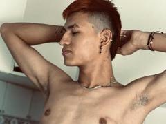 JoshuaScottX - male webcam at xLoveCam