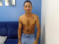 Jossue - male webcam at xLoveCam