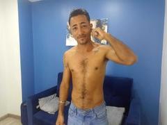 Jossue - male webcam at xLoveCam