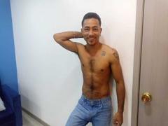 Jossue - male webcam at xLoveCam