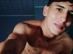 Jostint - male webcam at xLoveCam