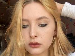 JudyyPlum - blond female with  small tits webcam at xLoveCam