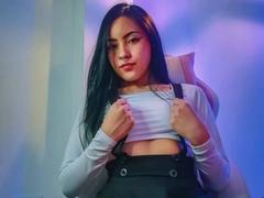 JuliKarter69 - couple webcam at xLoveCam