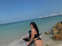 JulietaStark - female with black hair and  small tits webcam at xLoveCam