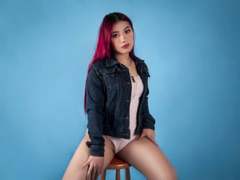 JulietaVasquez - female with red hair webcam at xLoveCam