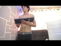 JustinBoby - male webcam at xLoveCam