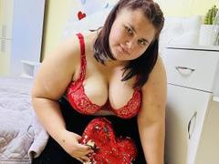 KaidoKun - female with brown hair and  big tits webcam at xLoveCam