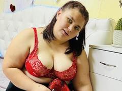 KaidoKun - female with brown hair and  big tits webcam at xLoveCam