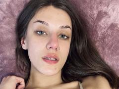 Kametia - female with brown hair and  small tits webcam at xLoveCam