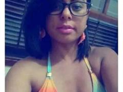 KamilyFitness - female with black hair webcam at xLoveCam