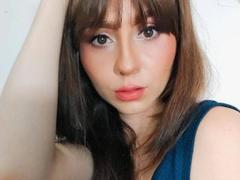 KariCarter - female with brown hair and  small tits webcam at xLoveCam