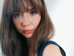 KariCarter - female with brown hair and  small tits webcam at xLoveCam