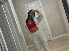 KarolinaOpal - female with black hair webcam at xLoveCam