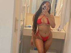 KarolineHoot - female with brown hair and  small tits webcam at xLoveCam