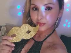 KatePink-hot - blond female webcam at xLoveCam