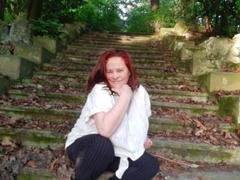 Kathy75-hot - female with brown hair webcam at xLoveCam