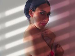 KathyRamones - shemale webcam at xLoveCam