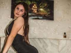 KatyaFontaine - female with brown hair webcam at xLoveCam