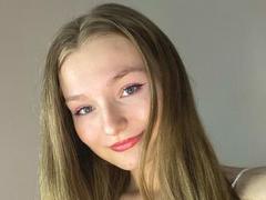 KendallBlondy - blond female with  small tits webcam at xLoveCam