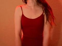 KeriodzeMallini - female with brown hair and  small tits webcam at xLoveCam