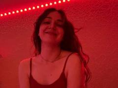 KeriodzeMallini - female with brown hair and  small tits webcam at xLoveCam