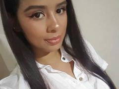 Keyklin - female with black hair and  small tits webcam at xLoveCam