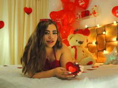 KimStella - blond female webcam at xLoveCam