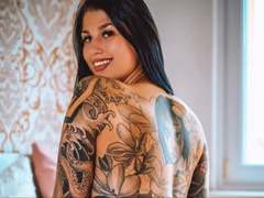 KiraKane-hot - female with black hair and  big tits webcam at xLoveCam