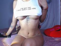 Kishar - female with black hair and  small tits webcam at xLoveCam