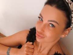 KristenStark - female with brown hair and  small tits webcam at xLoveCam